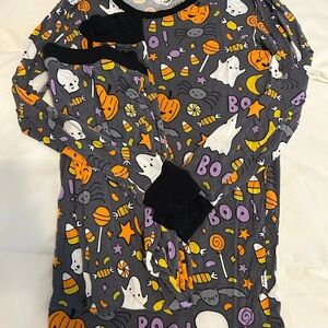 Halloween Themed Little Sleepies Pajama Set 9/10